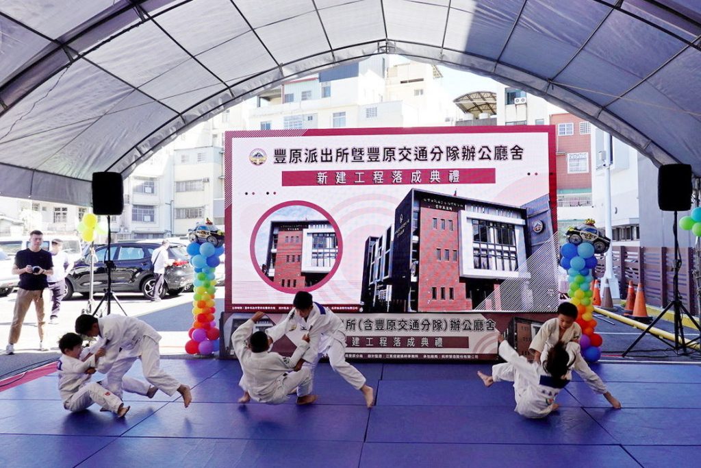 Image0027 - 報新聞 Mega News